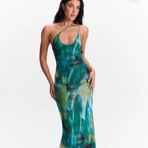 Elegant Green Halter Dress